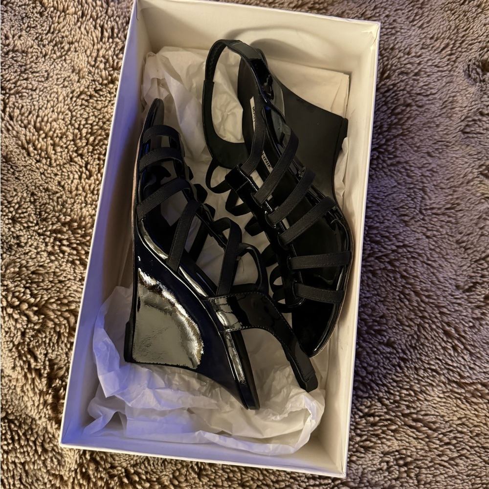 Manolo Blahnik Iaggia Patent Wedge Sandal Black Size 36.5 (US 6.5) AUTHENTIC